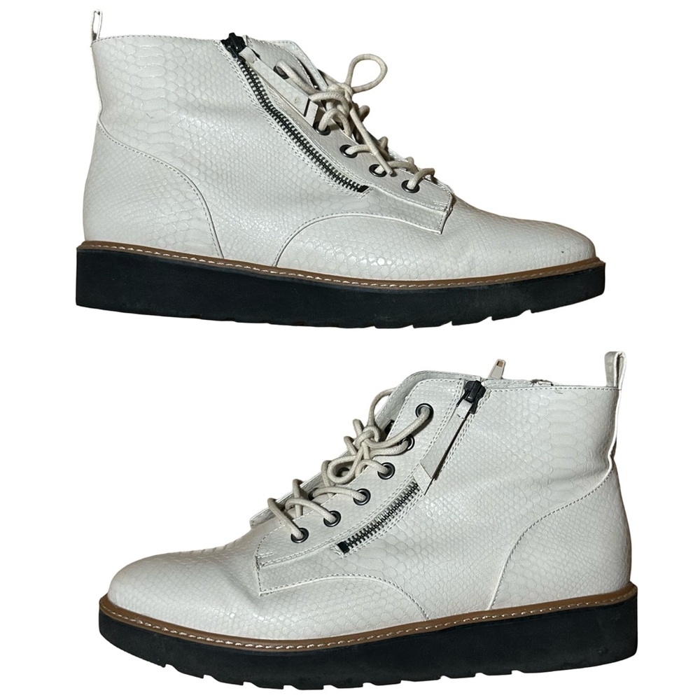 NIB Naturalizer Eeva Combat Boots Size 11 Wide 11W White Cream Platform